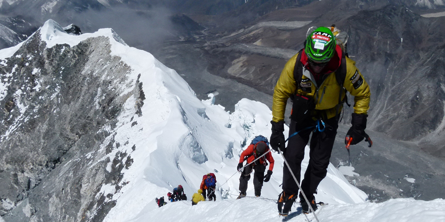 mera peak climbing