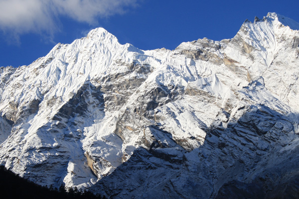 Ganesh Parbat trekking