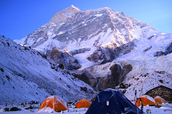 makalu base camp trekking